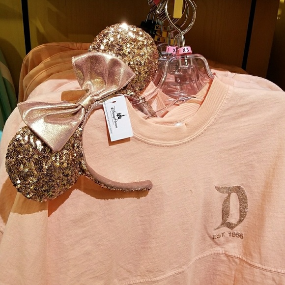 Disneyland Rose Gold Spirit Tee Shirt* - Picture 2 of 7